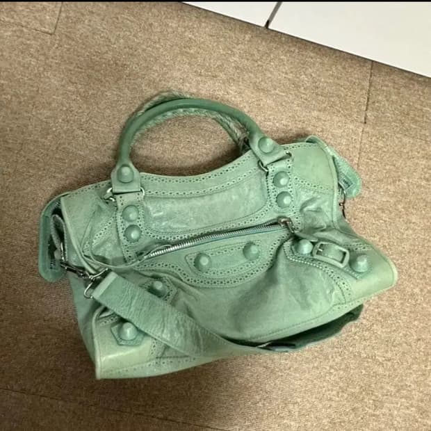 발렌시아가 민트 모터백 커버징 한정판