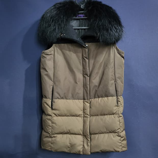 더아이잗 컬렉션 덕다운 베스트패딩