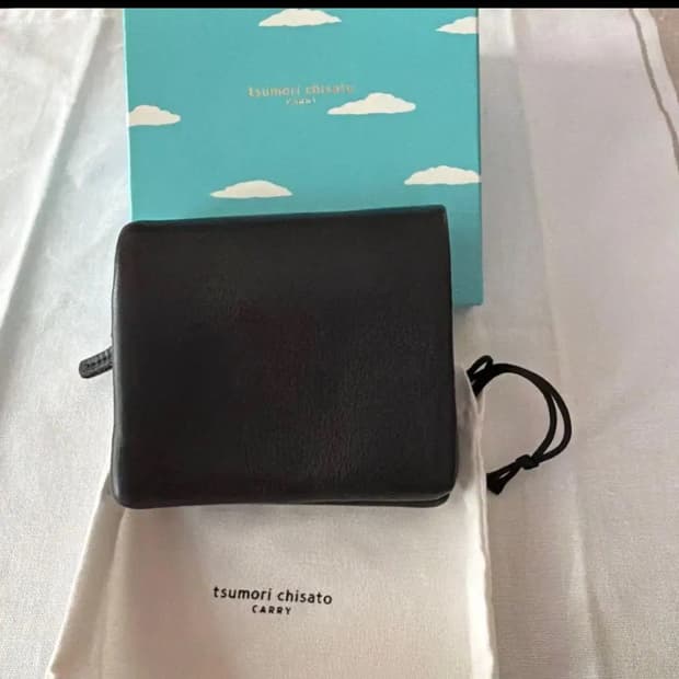 츠모리 치사토 지갑 블랙