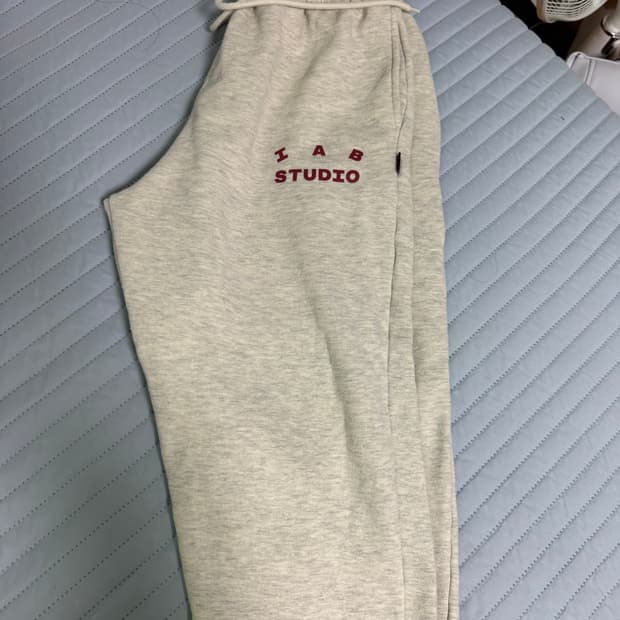아이앱스튜디오 스웨트팬츠 M 오트밀 버건디