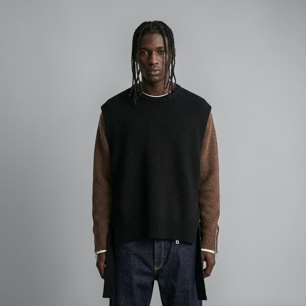 105/ 시스템옴므 밑단 절개 스웻 니트 베스트