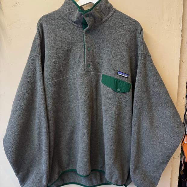 파타고니아 신칠라 올리브 그레이 xl