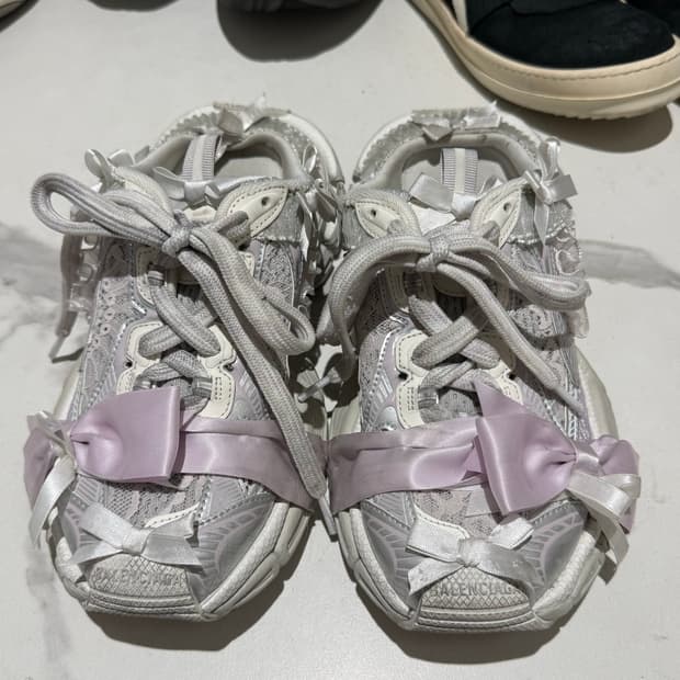 발렌시아가 3XL 리본 청키 뮬