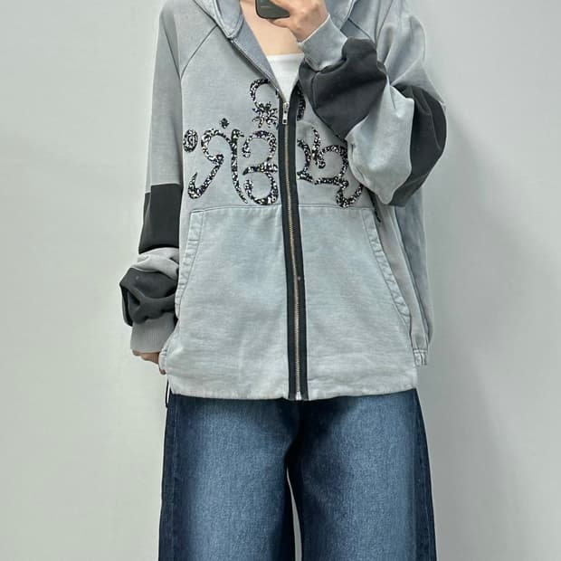 레이서 월드와이드 y2k 와투케 큐빅 후드집업