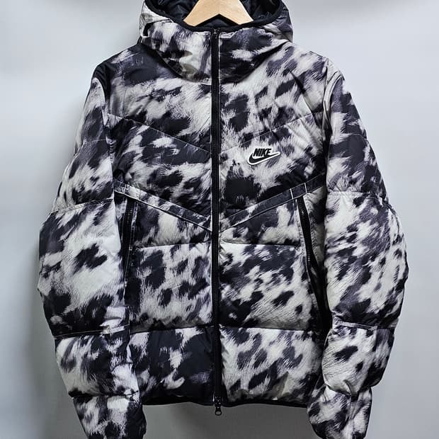 나이키 윈드러너 덕다운패딩 M