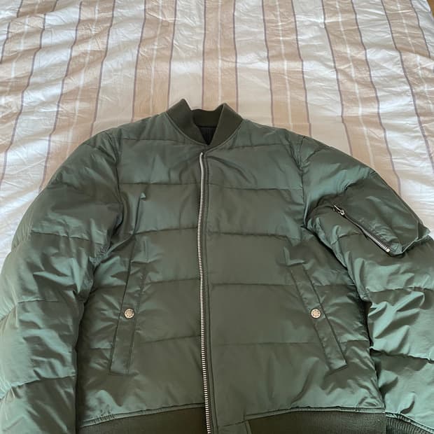 나나미카 na-1패딩 팝니다