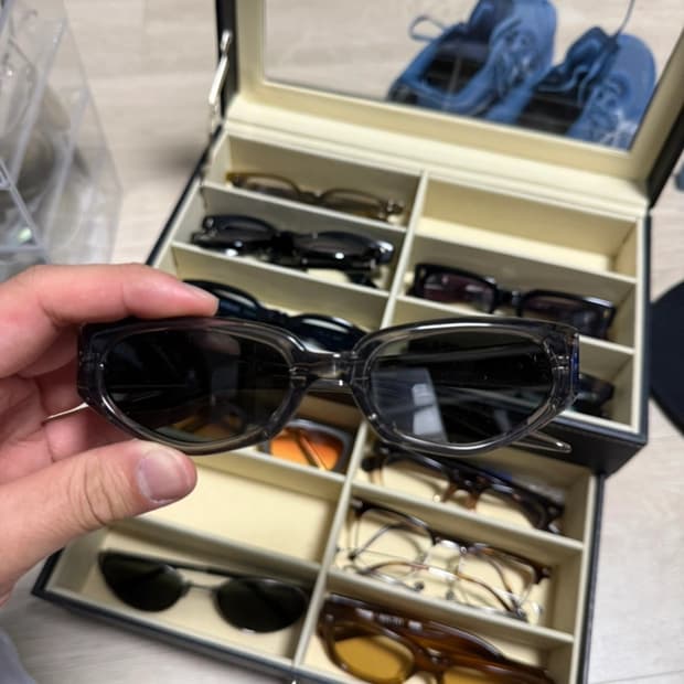 젠틀몬스터 데본 DEVON 그레이 선글라스