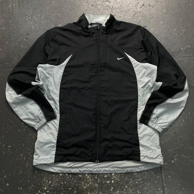 105 나이키 바람막이