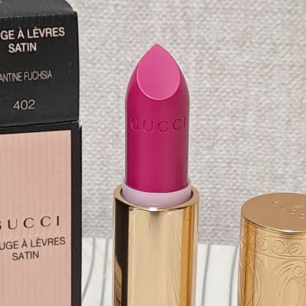 구찌 핫핑크 립스틱 402호