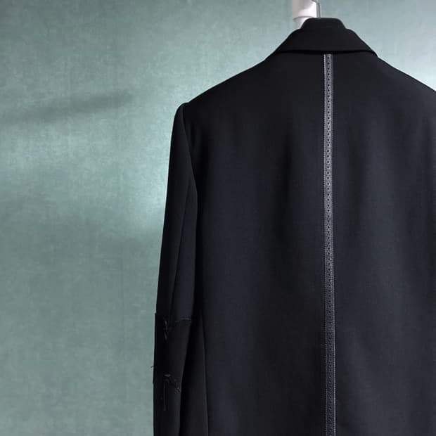 넘버나인 피크드 라펠 숏 블레이저