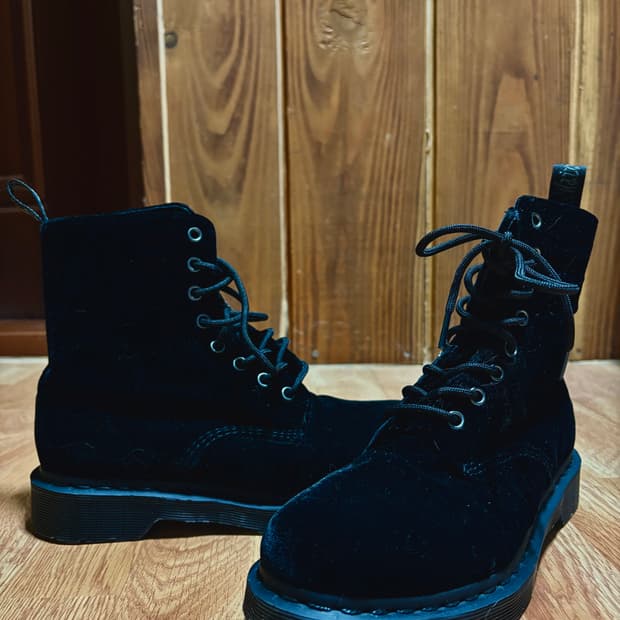 Dr.Martens 닥터마틴 PASC 8홀