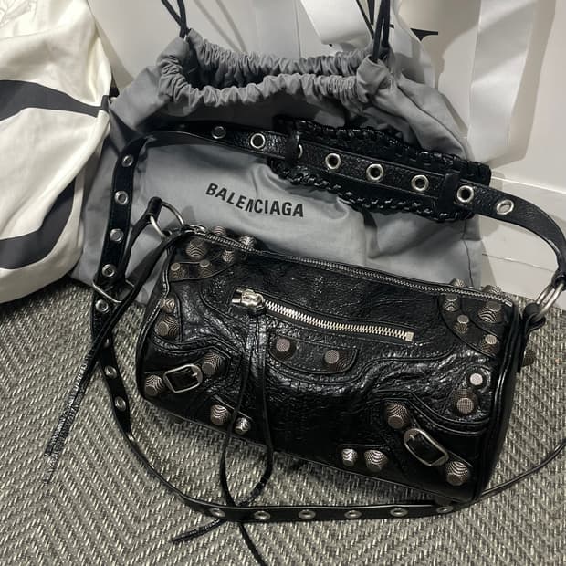 발렌시아가 르카골 실린더백