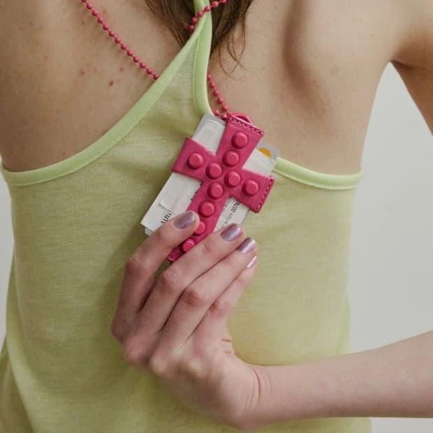 현물 스컬프터 스트랩 웰렛 핑크