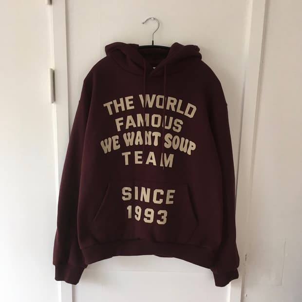 리이리 월드 기모 후드티