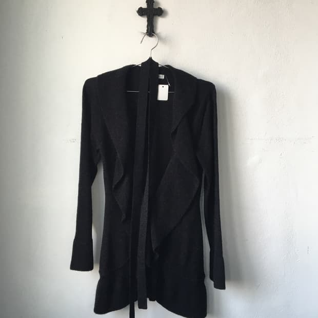 Belted ruffle point knit cardigan