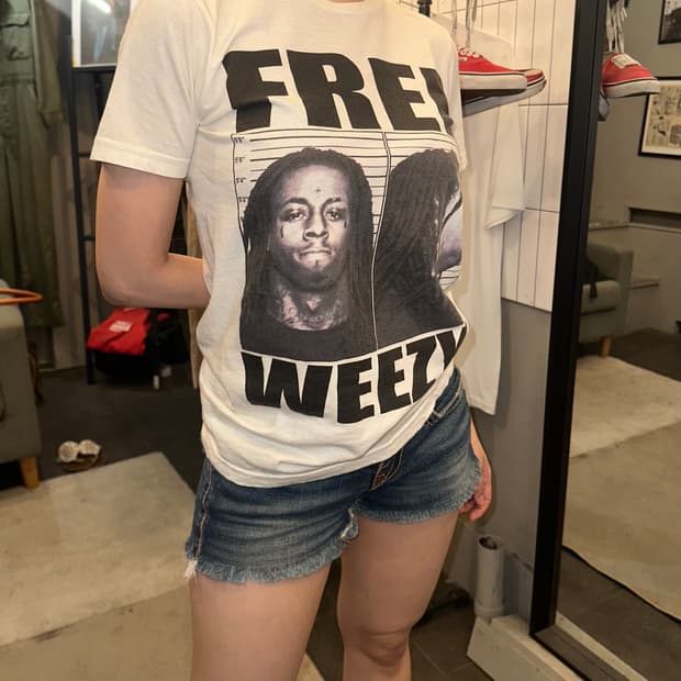 00‘s Lil Wayne Free Weezy mug shot T