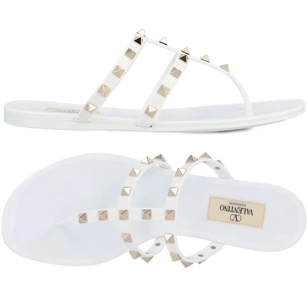 Valentino 발렌티노 락스터드 플랫 러버 샌들 화이트 36사이즈
