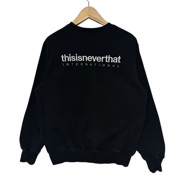 디스이즈네버댓 백 자수로고 맨투맨