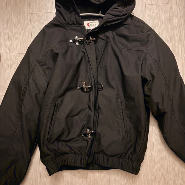 버클 후드 아우터