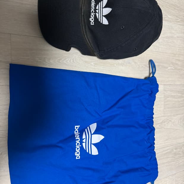 발렌시아가 아디다스 캡 블랙 L사이즈