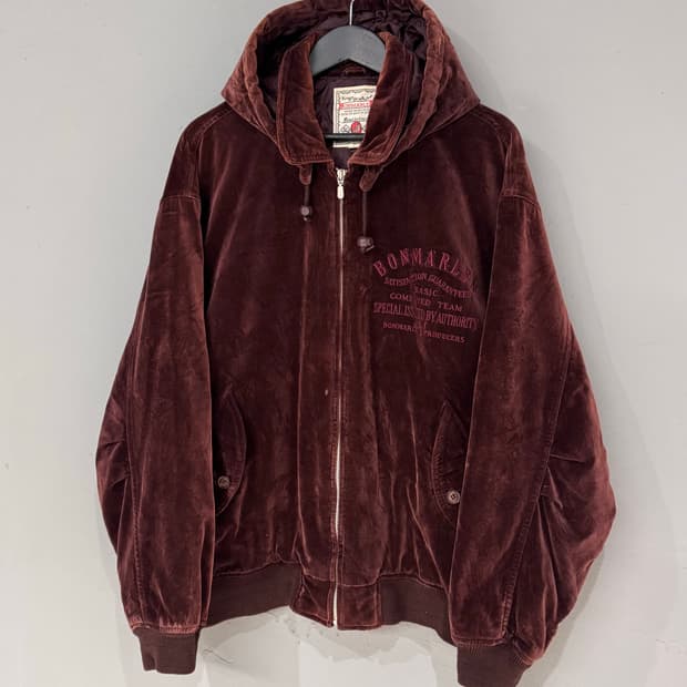 Bonmarlen 레터링 벨벳 후드 집업 자켓 