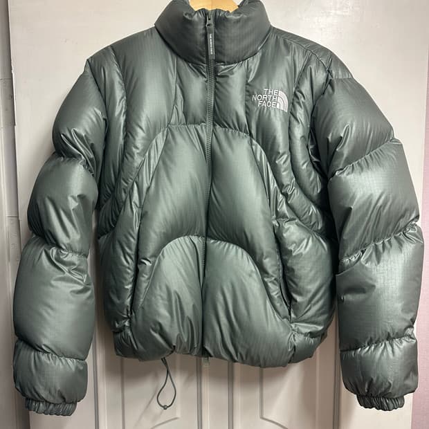 XS 노스페이스 화이트 라벨 웨이브 RDS 다운 자켓 카키