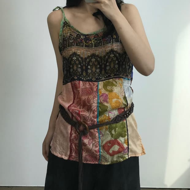 빈티지 패턴 슬리브리스