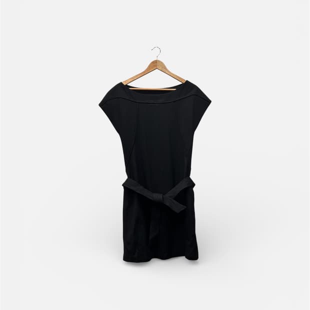 아떼바네사브루노 울 캐시미어 블랙 원피스 36사이즈