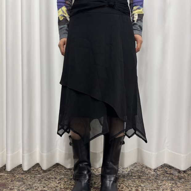 design midi layered skirt