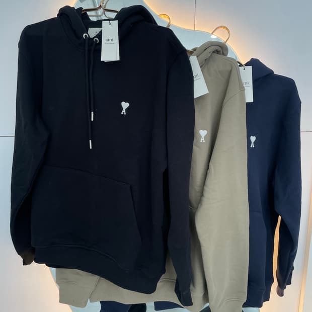 [새상품] [정품인증가능] 아미 화이트로고 후드티 남여공용