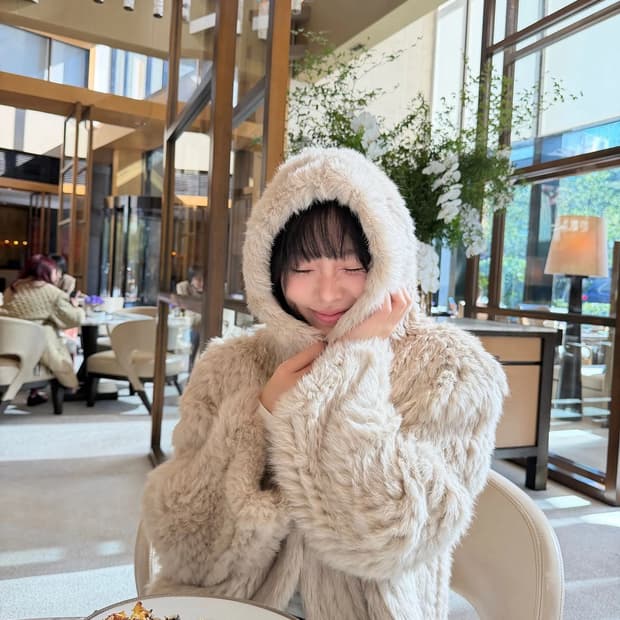 파리지앵바이브 후드 퍼자켓