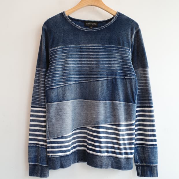 in the attic 테리코튼 크레이지패턴 롱슬리브