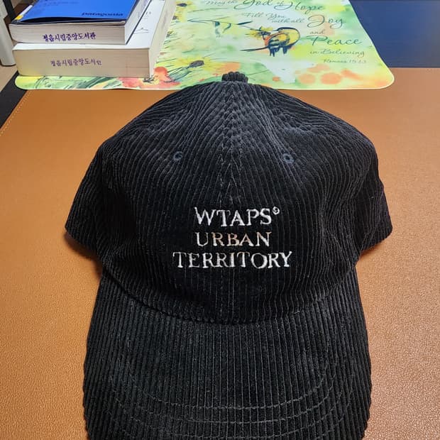 더블탭스 코듀로이 캡 블랙