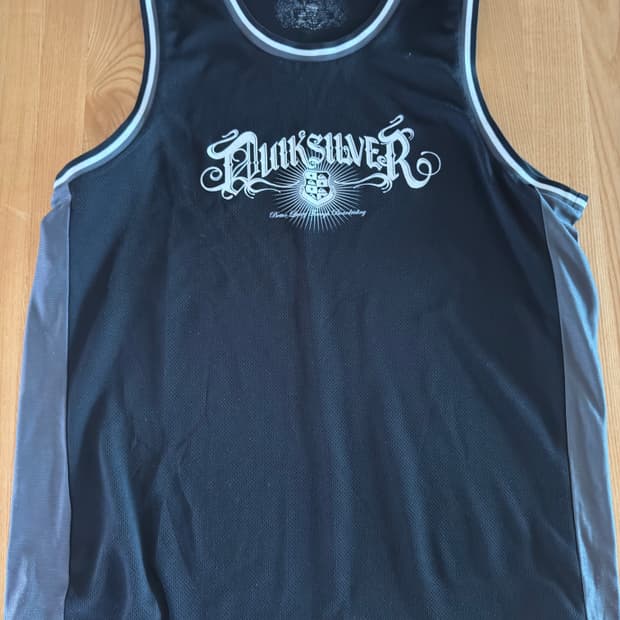 Quiksilver 나시 슬리브리스