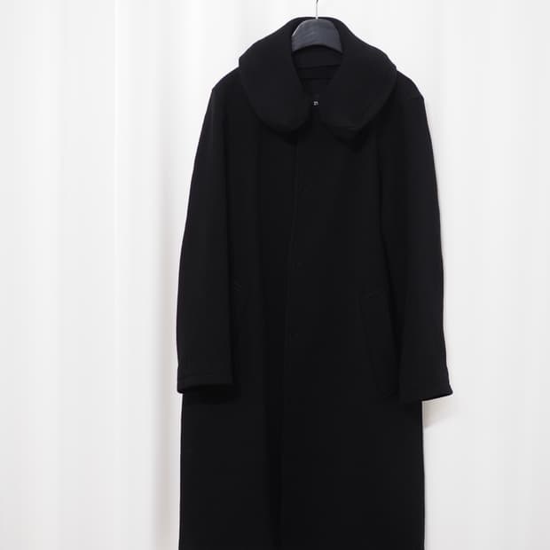 ZUCCA wool coat 