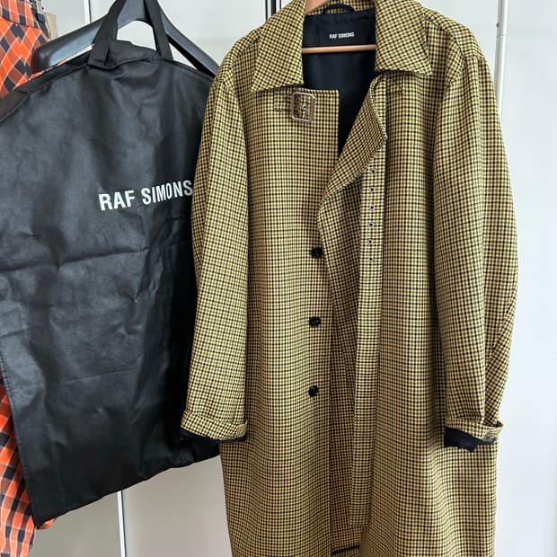 라프시몬스 옐로우 하운드투스 초커 코트