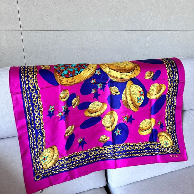 셀린느 실크 스카프
