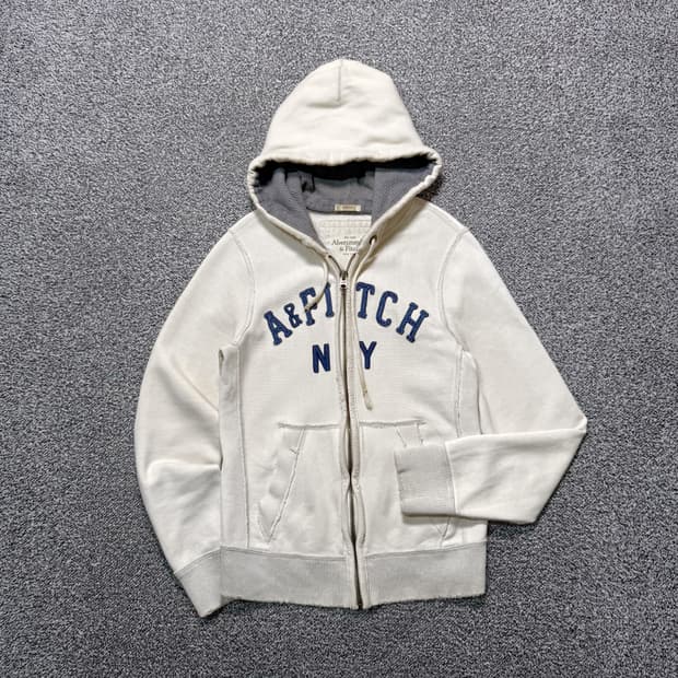 Name : 아베크롬비 스펠아웃로고 빈티지데미지 후드집업 :)