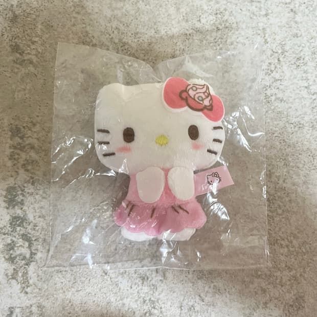 산리오 헬로키티 봉제 인형 누이 키링 가챠 미개봉 새상품