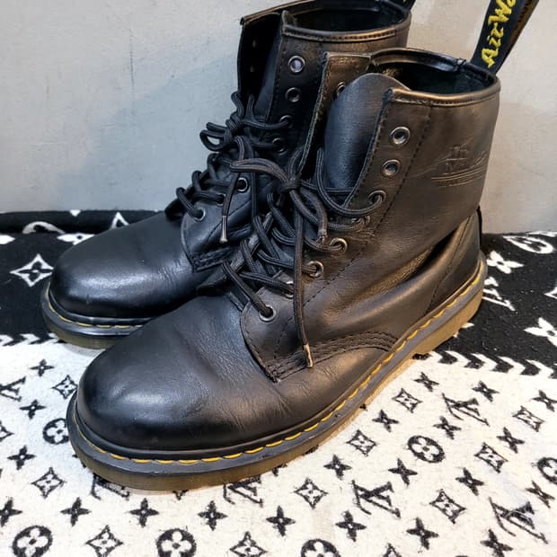 정품 닥터마틴 1460 8홀 워커부츠 
