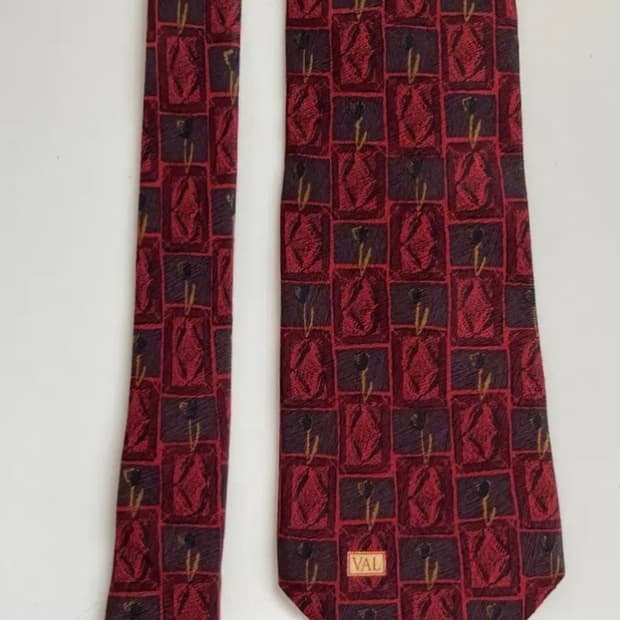 발렌티노 넥타이