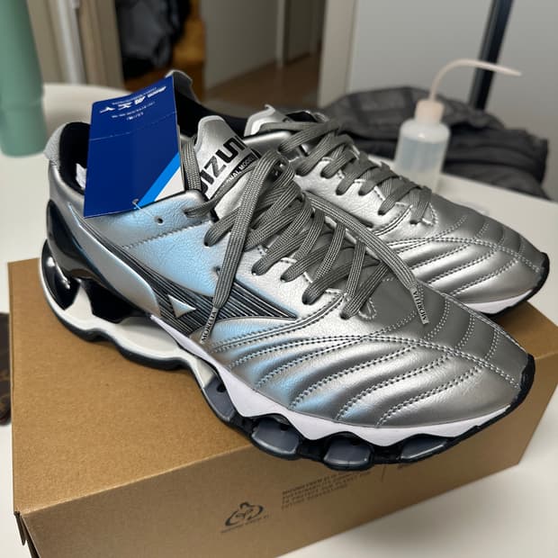 미즈노 프로페시 모렐리아 실버 260 새상품