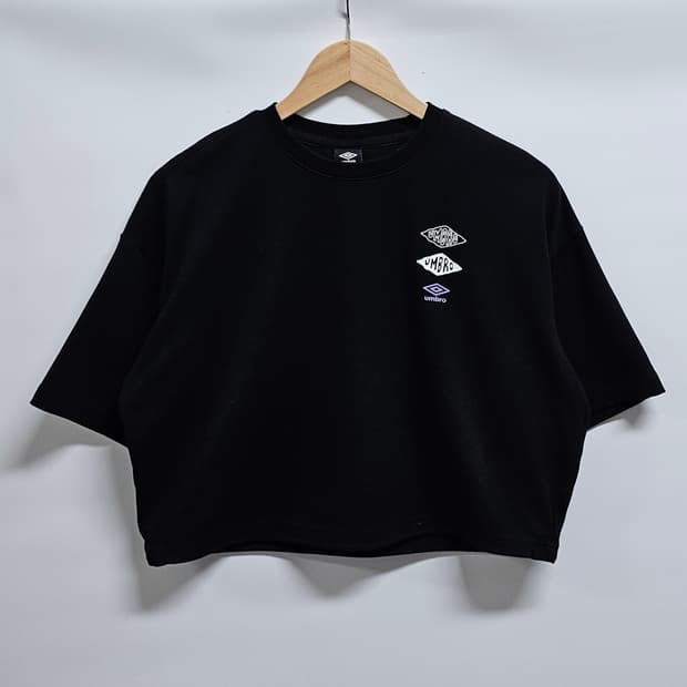 엄브로 크롭 반팔티셔츠 85