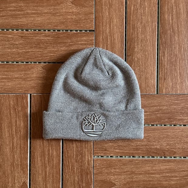 Timberland logo acrylic beanie
