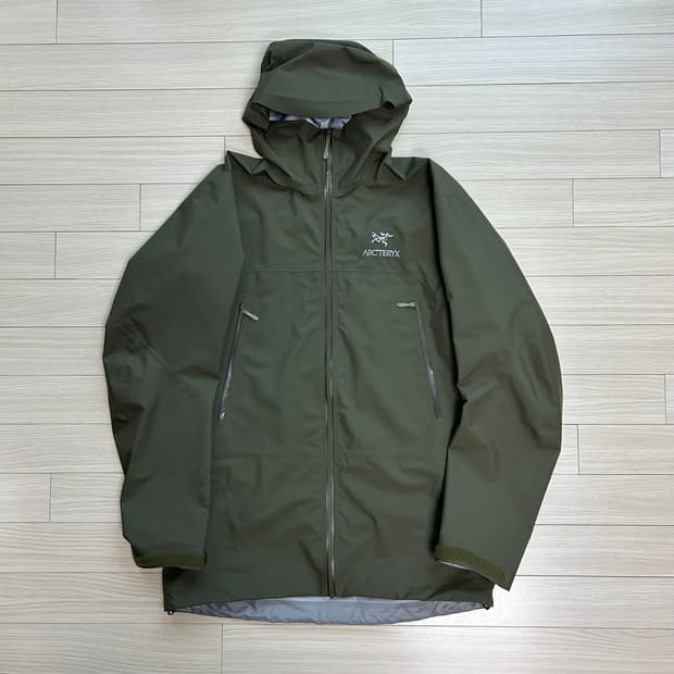 아크테릭스 베타 롱자켓 Forage 컬러