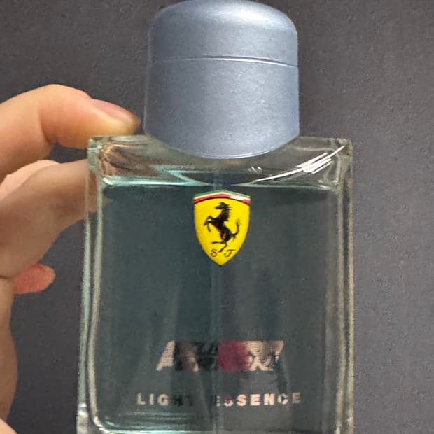 페라리 라이트 에센스 오드뚜왈렛 75ml