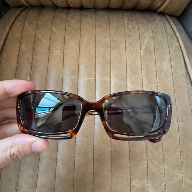 Theo 떼오 빈티지 모델 선글라스