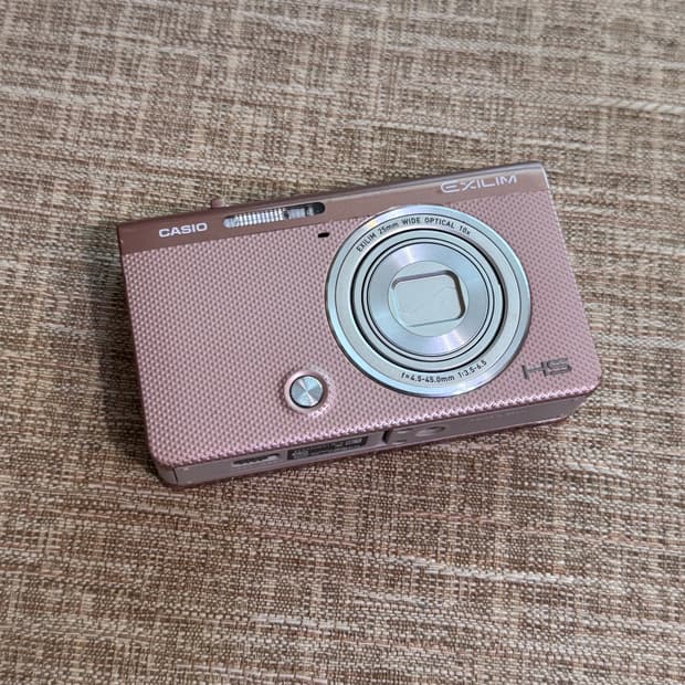 카시오 casio zr-50 틸트액정 셀카가능 빈티지 디카 카메라