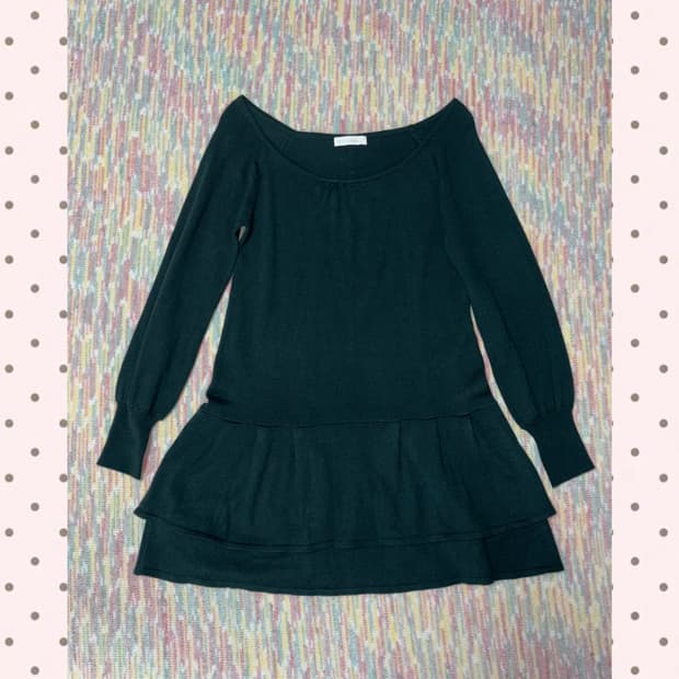 다크 그린 프릴 니트 원피스