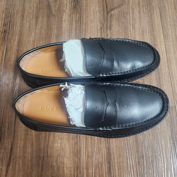 쿠에른 남성 하바나01 로퍼 블랙 255사이즈